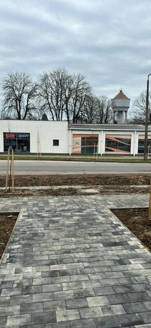 Ad-Lak Apartment Dombovar Luaran gambar